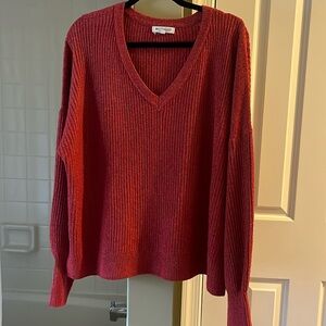 Women’s Workshop Republic Clothing V-Neck Soft Red Sweater. Size XL.